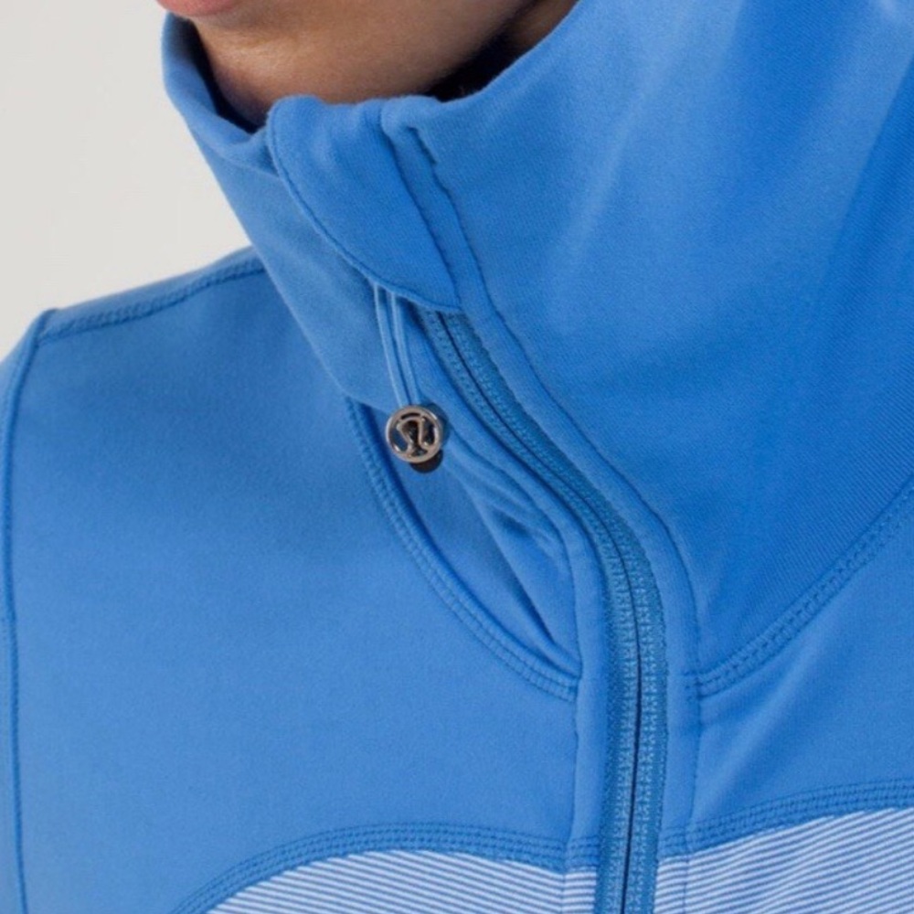Lululemon Stride Full Zip Jacket in Blue Wee Stripe White Porcelaine Women Sz 4 - Picture 5 of 13